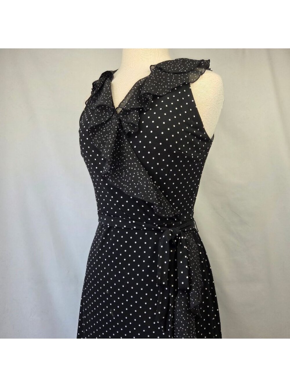 White House Black Market Ruffled Chiffon Pola Dot Wrap Dress Size 6